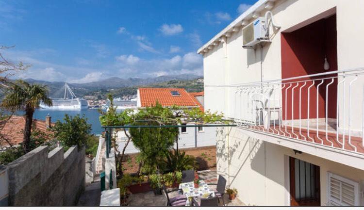 Vila Dana Apartament